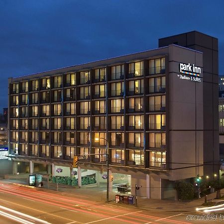 וונקובר Park Inn & Suites By Radisson מראה חיצוני תמונה