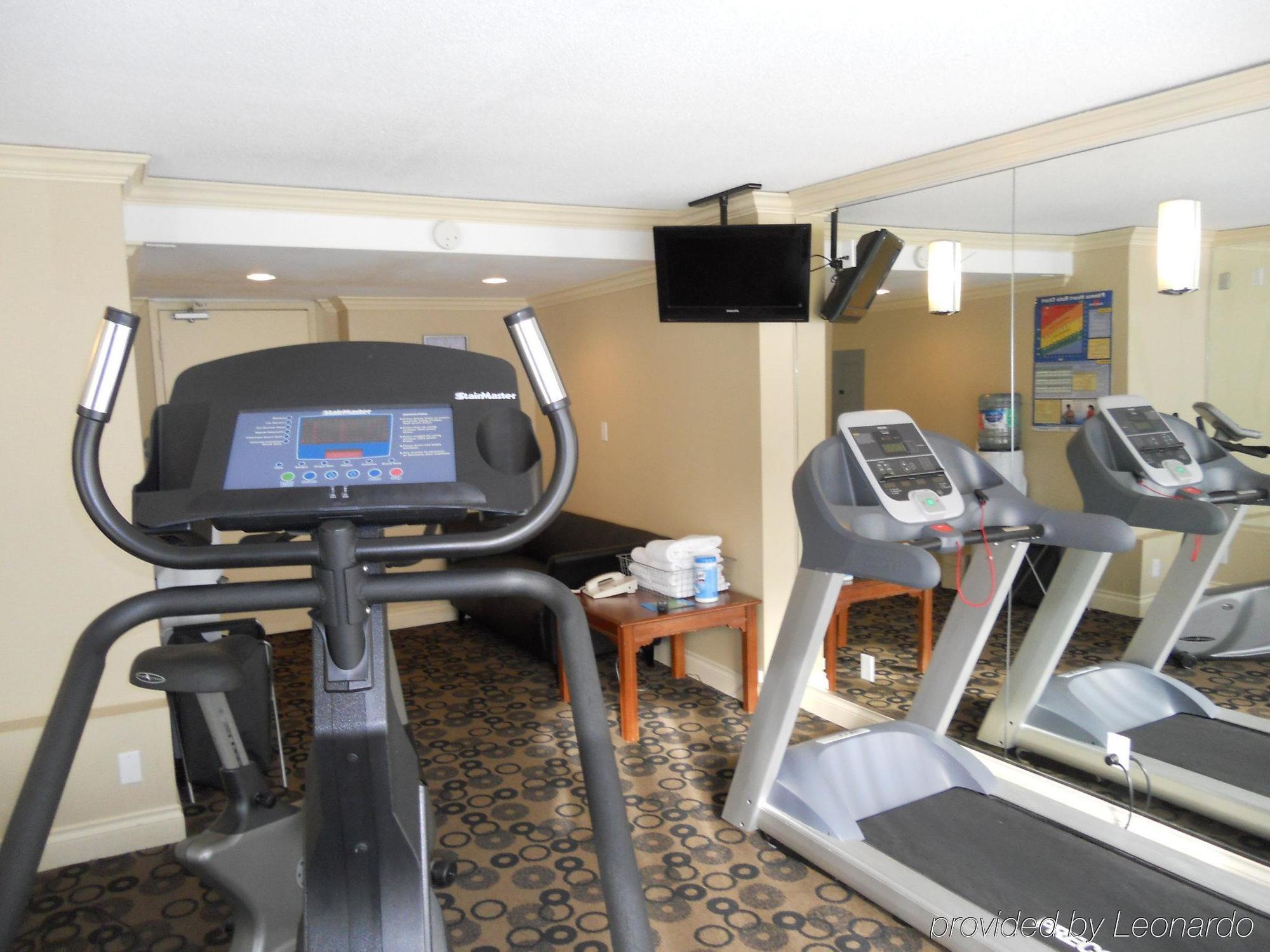 וונקובר Park Inn & Suites By Radisson מראה חיצוני תמונה