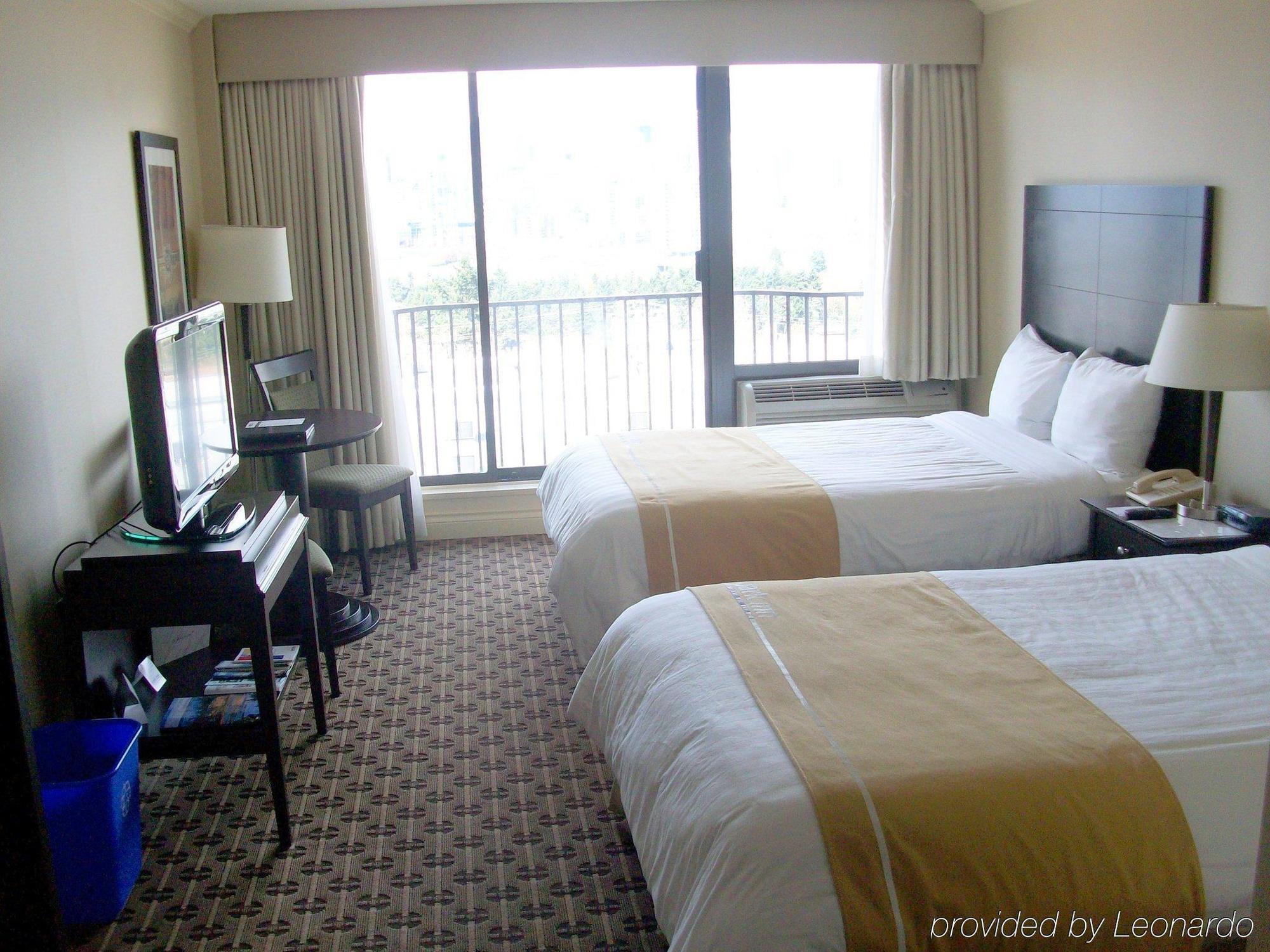 וונקובר Park Inn & Suites By Radisson חדר תמונה