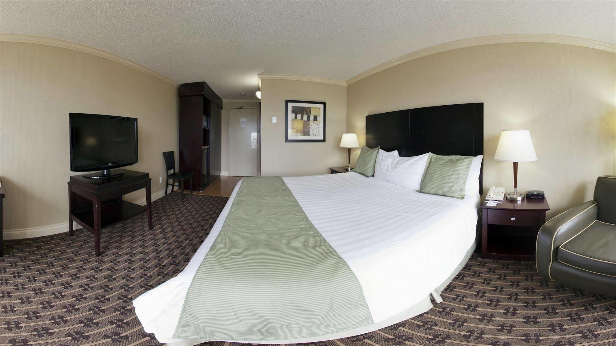וונקובר Park Inn & Suites By Radisson מראה חיצוני תמונה