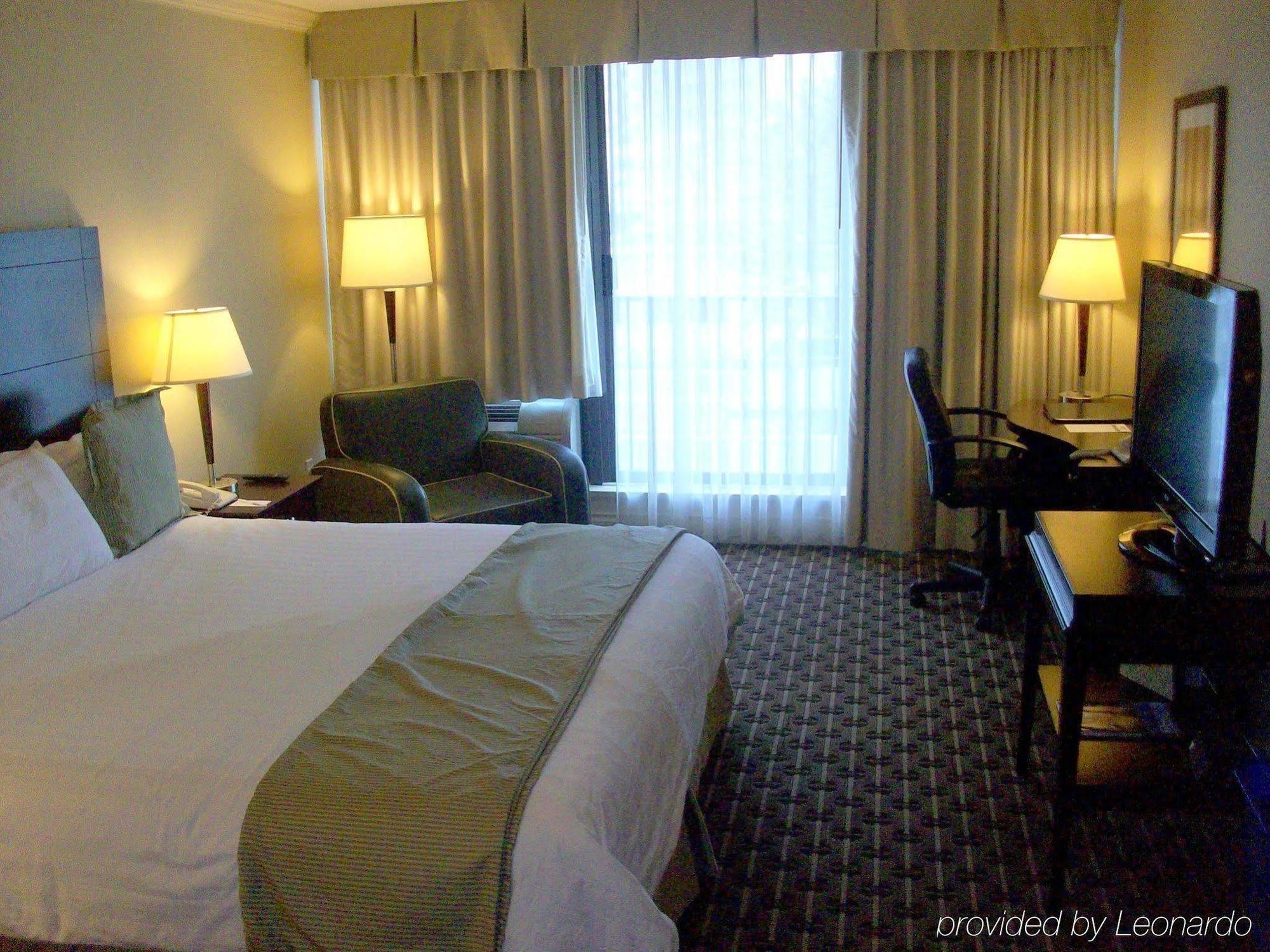 וונקובר Park Inn & Suites By Radisson מראה חיצוני תמונה