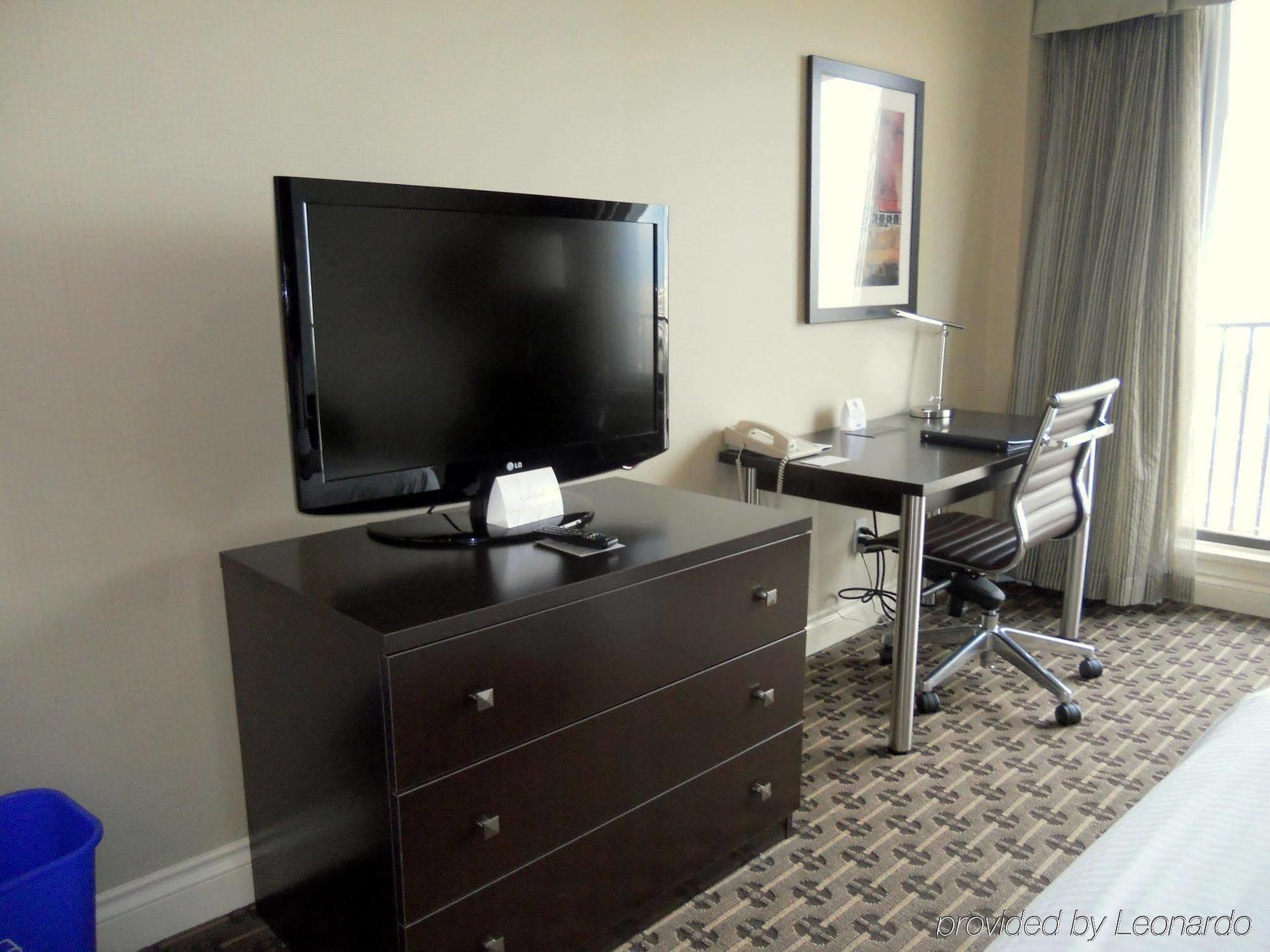 וונקובר Park Inn & Suites By Radisson מראה חיצוני תמונה