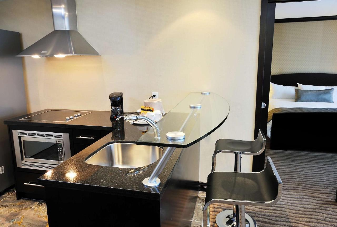 וונקובר Park Inn & Suites By Radisson מראה חיצוני תמונה